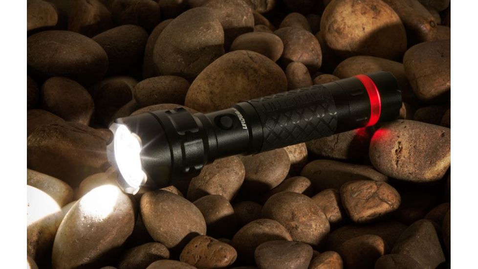 Life Gear Pro Series 750 Lumens Red Alert Flashlight, Black LG21-60576-BLA