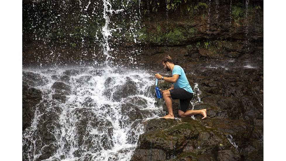 LifeStraw Go Water Filter Bottle, 1 Liter, Blue, One Size, LSG1LTBL09