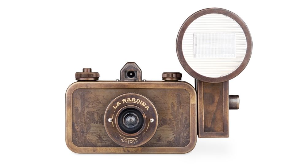Lomography La Sardina Metal Edition - Coyote 311