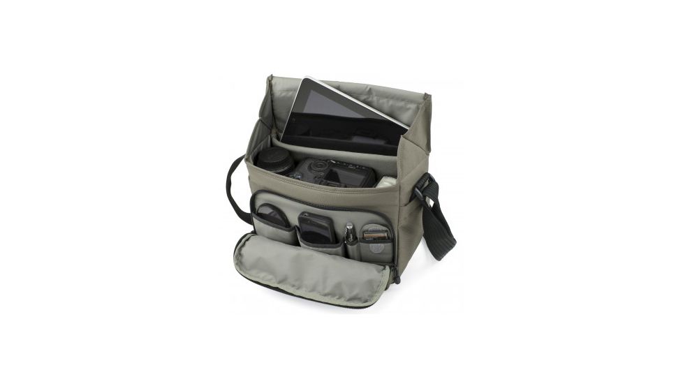 Lowepro Event Messenger 150 Shoulder Bag, Black LP36463-0WW