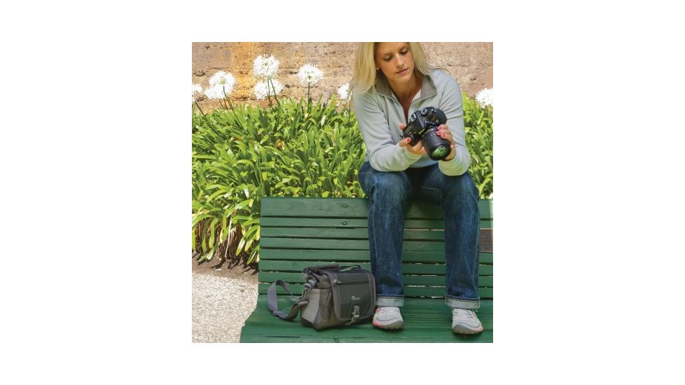 Lowepro Nova Sport 7L AW Shoulder Bag, Slate Grey LP36612