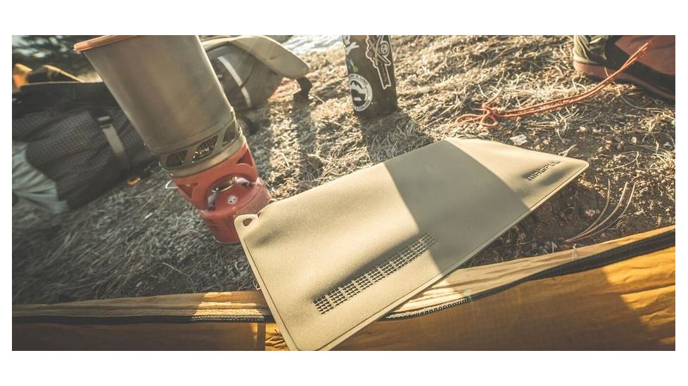 Magpul Industries Daka Pouch, Flat Dark Earth, Small, 6x9 MAG856-245