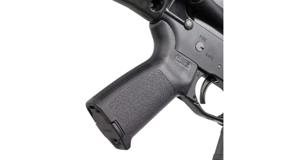 Magpul MOE AR Grip, Black MAG415BLK