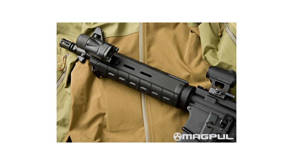 Magpul Industries MAG418/419/440 MOE AR-15 Handguard, Mid-Length, 9.18 inch, Black, MAG418BLK