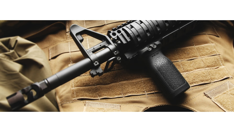 Magpul MOE RVG Rail Vertical Grip, Fits Picatinny, Polymer, Black MAG412BLK