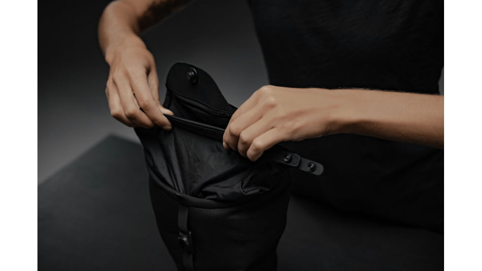 Matador Camera Base Layer, Charcoal/Black, One Size, MATCBL001BK