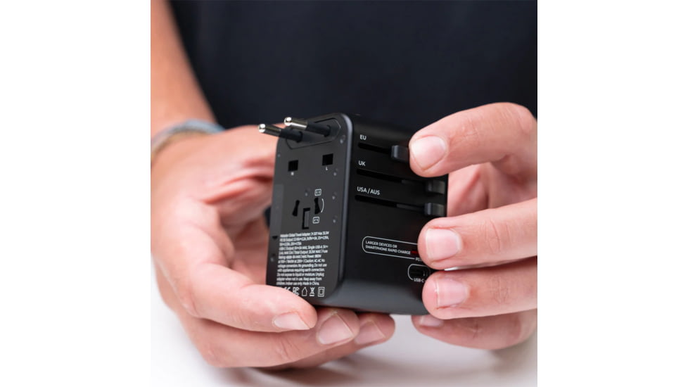 Matador Global Travel Adapter, Black, 3x2x2, MATJY307001BK