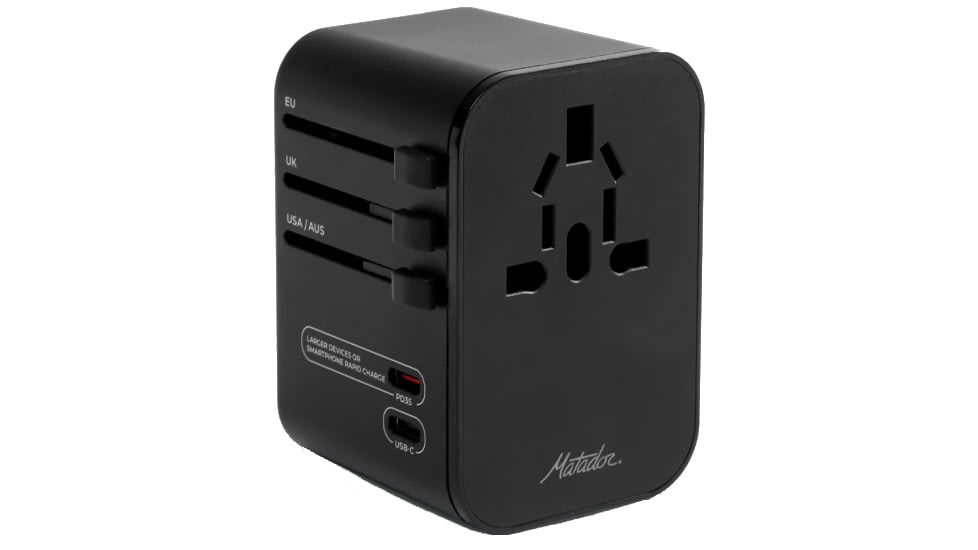 Matador Global Travel Adapter, Black, 3x2x2, MATJY307001BK