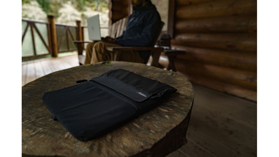 Matador Laptop Base Layer, Charcoal/Black, One Size, MATLBL001BK