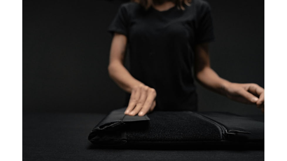 Matador Laptop Base Layer, Charcoal/Black, One Size, MATLBL001BK