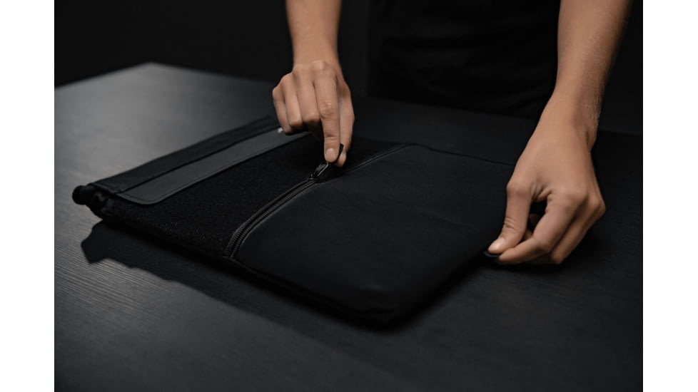 Matador Laptop Base Layer, Charcoal/Black, One Size, MATLBL001BK