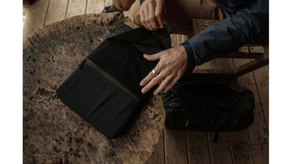 Matador Laptop Base Layer, Charcoal/Black, One Size, MATLBL001BK