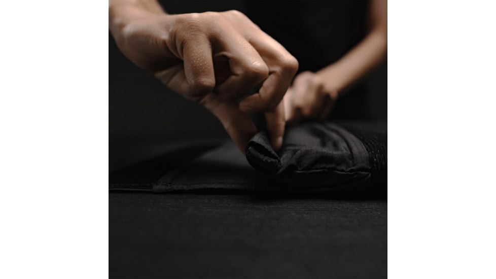 Matador Laptop Base Layer, Charcoal/Black, One Size, MATLBL001BK