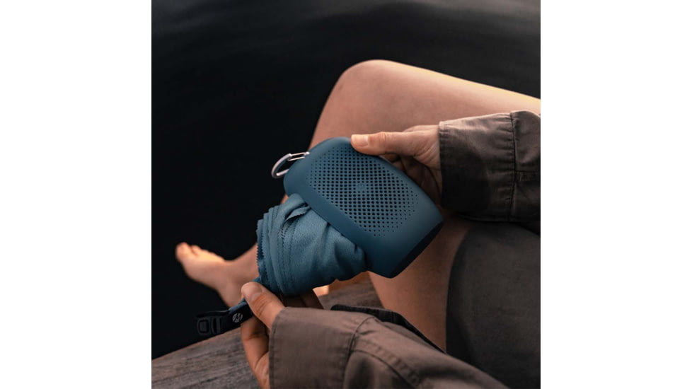 Matador NanoDry Packable Shower Towel, Blue, Large, MATNDL2001B