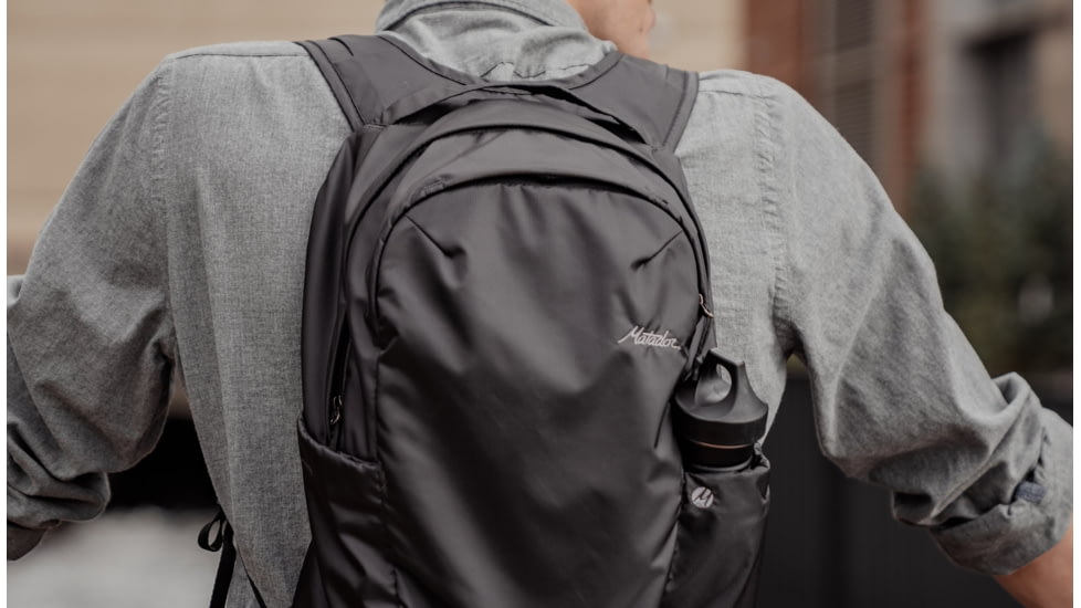 Matador On-Grid Packable Backpack, Charcoal/Black, 16 liter, MATOGDP01BK