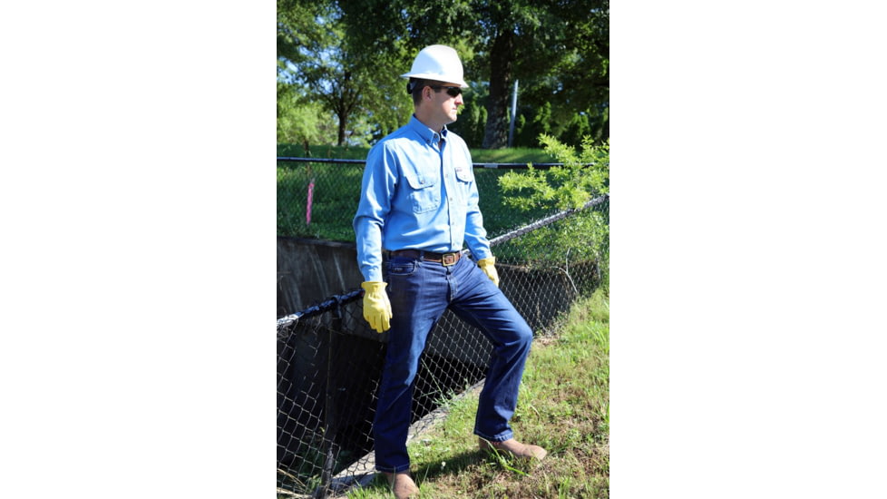 MCR Safety SBS2006L Summit Breeze Flame Resistant Shirt, 7oz 100% Cotton, with Vented Underarms and Back, CAT 2, Medium Blue, L, SBS2006L