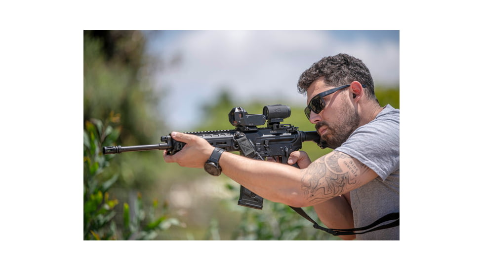 Meprolight M22 Reflex Red Dot Sight, Triangle and MMX3 3x18mm Micro Magnifier, 56225090