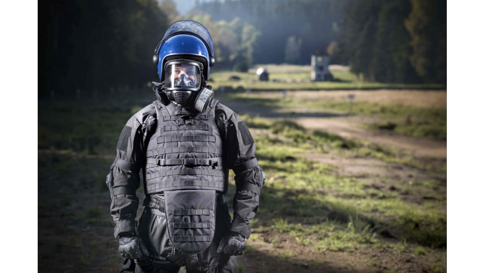 MIRA Safety CM-6M Tactical Gas Mask /no Drinking System, Black, Medium, CM6S