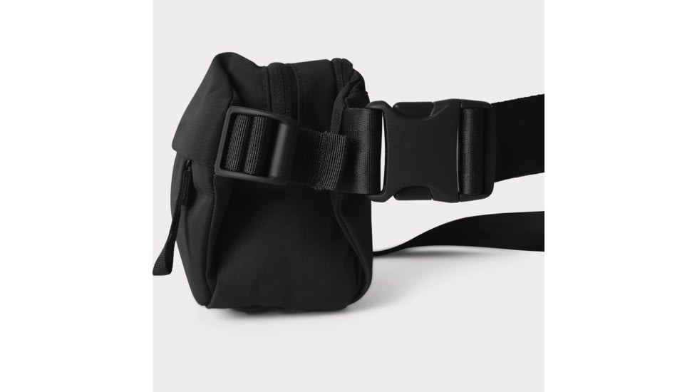 Moment 2L Everything Sling, Black, 106-204
