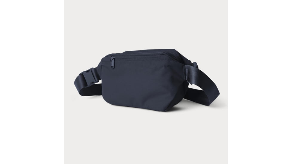 Moment 2L Everything Sling, Navy, 106-206