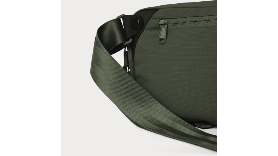 Moment 4L Everything Sling, Olive, 106-211