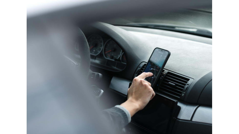 Moment Adjustable Car Vent Mount, For MagSafe, Black, 107-023-M