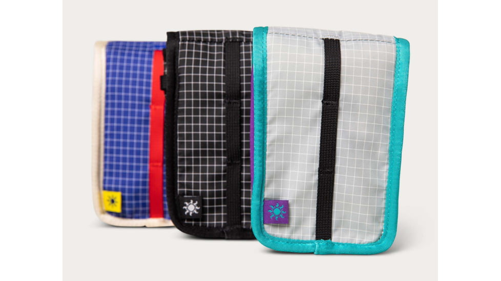 Long Weekend Camera Pouch, Creme-Multi, 213-023
