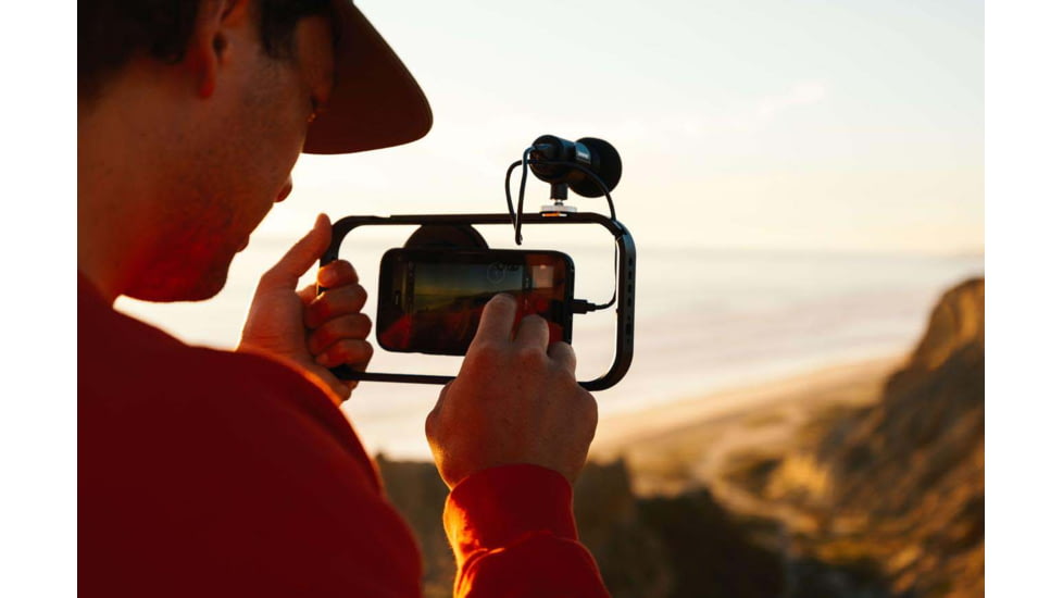 Moment Mobile Filmmaker Cage, For MagSafe, Black, 107-027-M