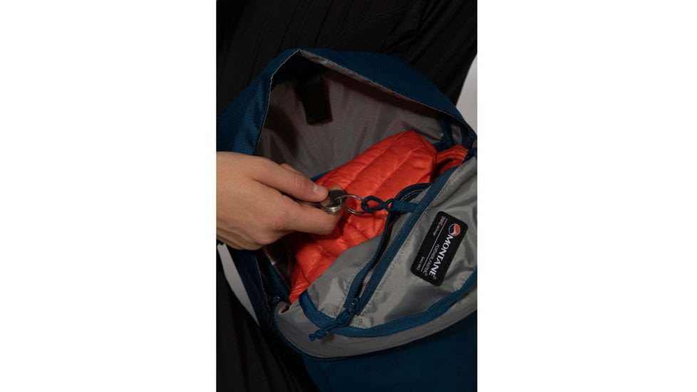 Montane Mezzo 10 Daypack, Narwhal Blue, One Size, PMZ10NARO09