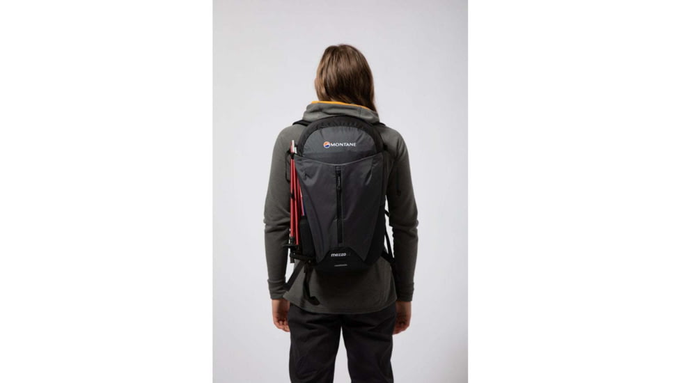 Montane Mezzo 22 Daypack, Charcoal, One Size, PMZ22CHAO09