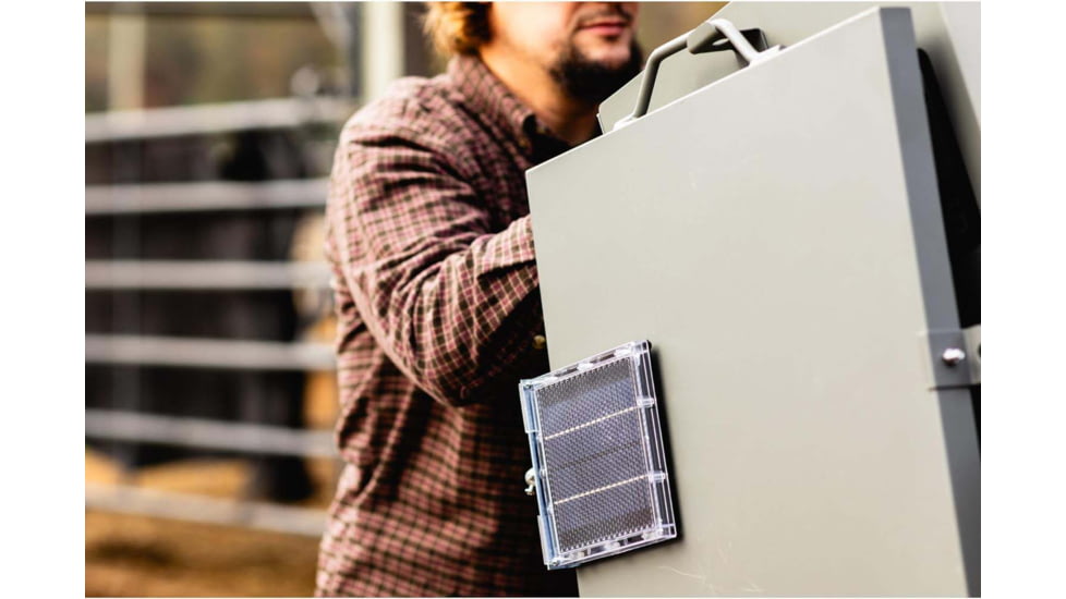 Moultrie 12V Ranch Series Solar Panel