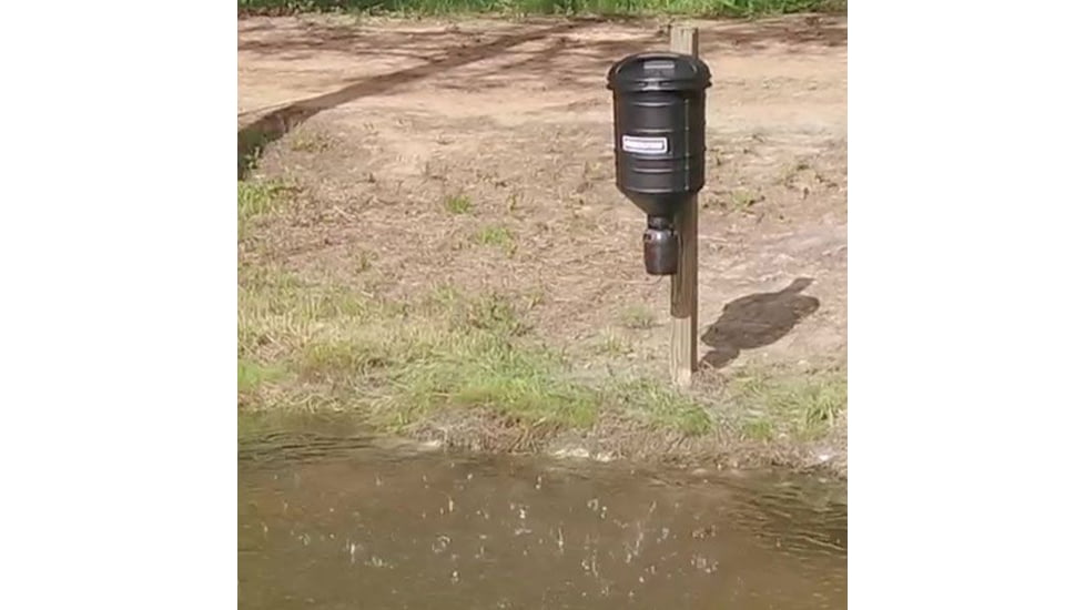 Moultrie Feeders Directional Hanging Game Feeder, 15 Gallon, Black, MFG-13076