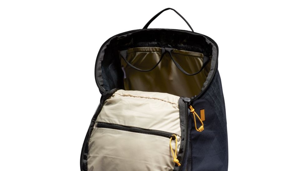 Mountain Hardwear Multi-Pitch 30 Backpack, Dark Pine/Black, Medium/Large, OU8118320-M/L