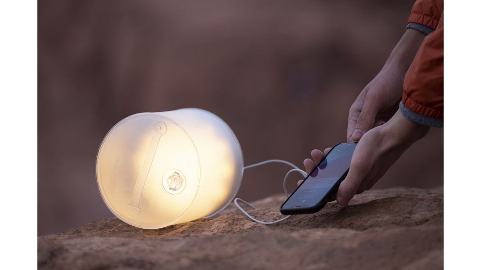 MPOWERD Luci Base Light - Inflatable Solar Lantern, 300 Lumens 1035-001-001-002