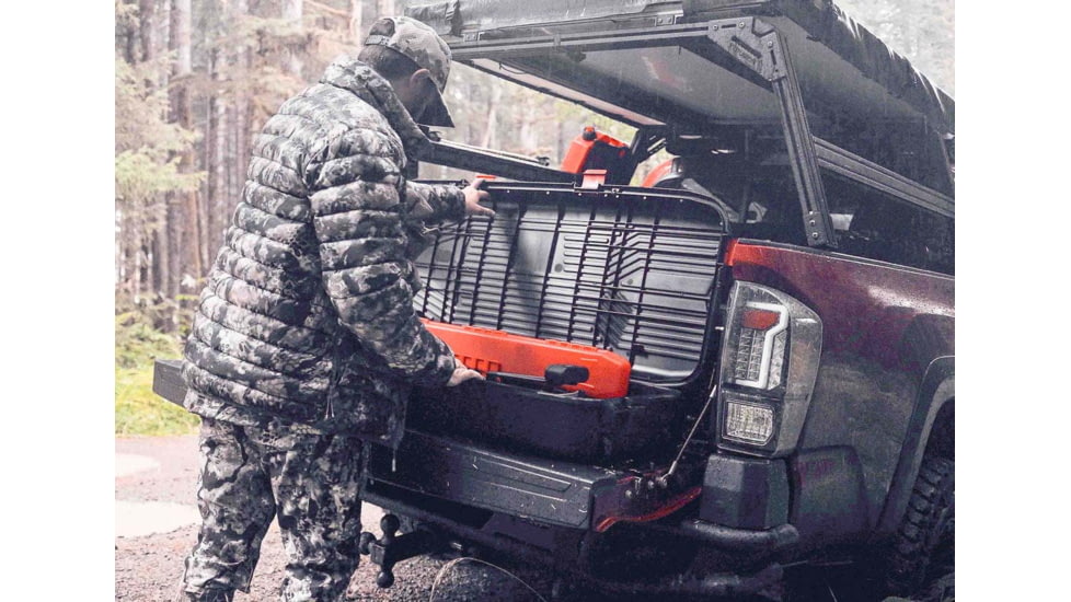 MTM Traveler Bow Case 44 Black with Wheels 0BDD2928, MTBC44