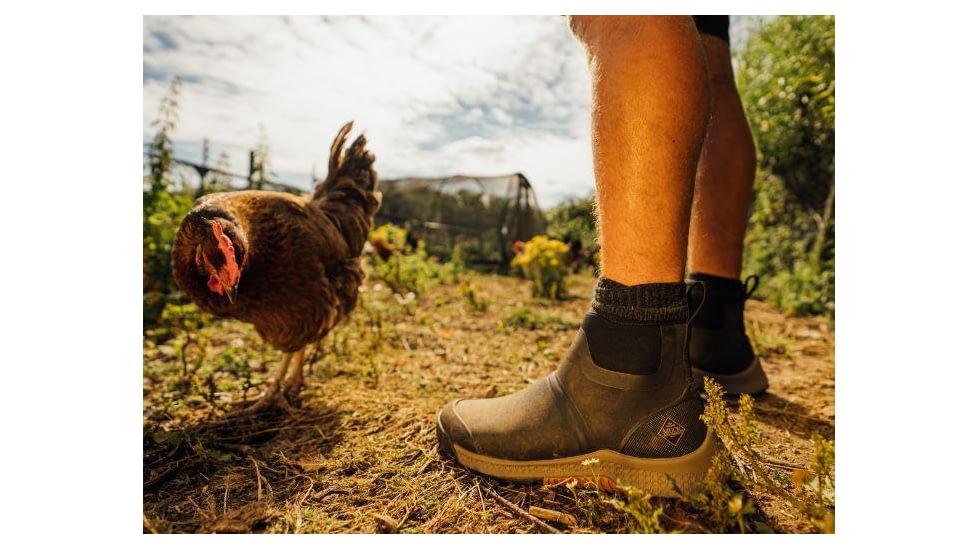 Muck Boots Outscape Chelsea Boot - Mens, Black, 9, OSC-000-BLK-090