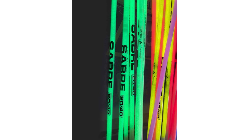 Muzzy Carbon Express Saber 2040 Youth Arrow