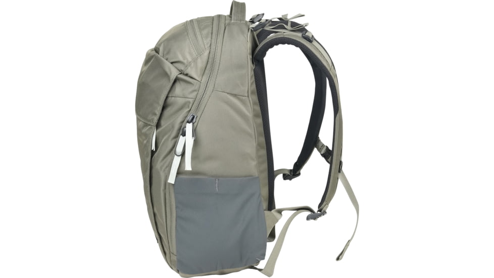 Mystery Ranch District 18L Daypack, Twig, 112769-327-00