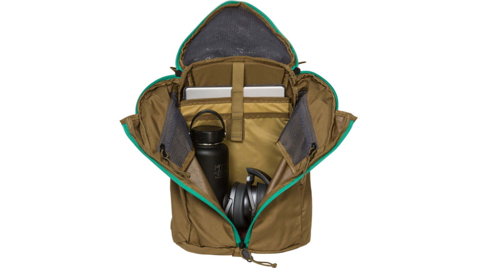 Mystery Ranch Urban Assault 18 Daypack, Desert Fox, One Size, 110883-204-00