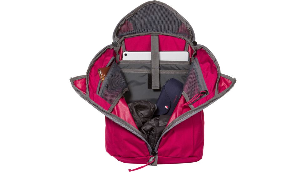 Mystery Ranch Urban Assault 18 Daypack, Magenta, 110883-670-00