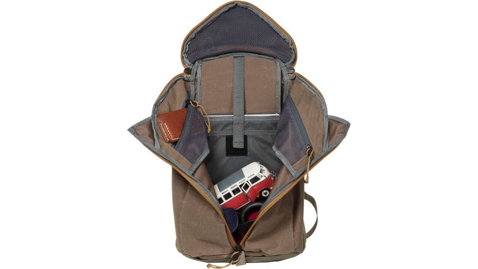 Mystery Ranch Urban Assault 21 Daypack, Wood Waxed, 110884-202-00