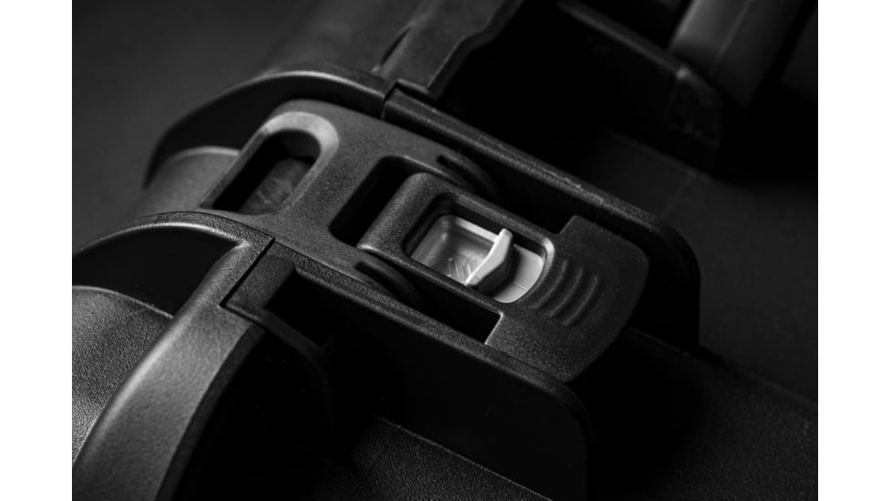 Nanuk 925 4UP Hard Pistol Case w/ Foam Insert for 4UP Pistols, 18.7in, Black, 925S-080BK-0A0-16723