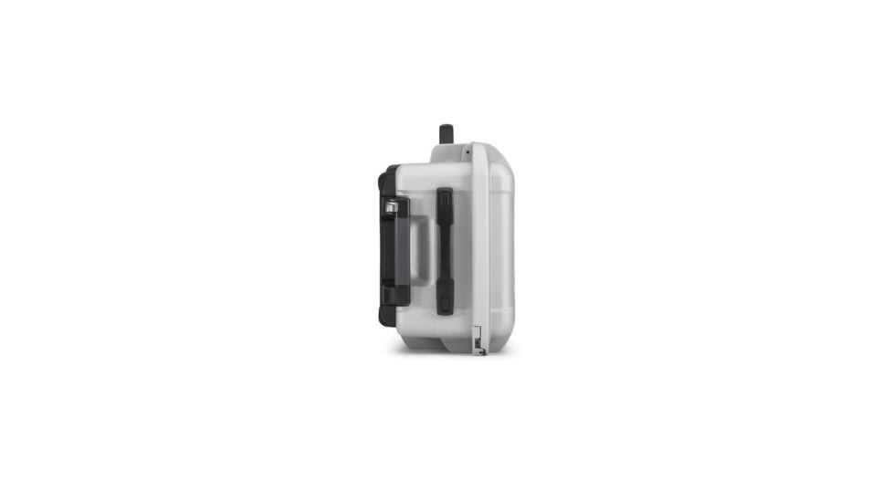 Nanuk Case 935 w/lid org./divider, Silver, Large, 935S-060SV-0A0