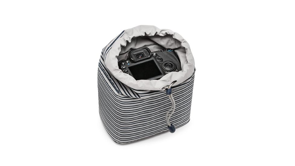 National Geographic Mediterranean Medium Messenger for Personal Gear,Laptop,DSLR,11.81x14.57x7.09in NG MC 2450