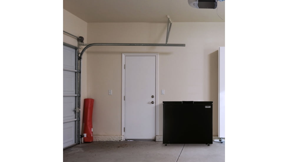 NewAir 6.7 Cu. Ft. Compact Chest Freezer, Black, NFT070MB00