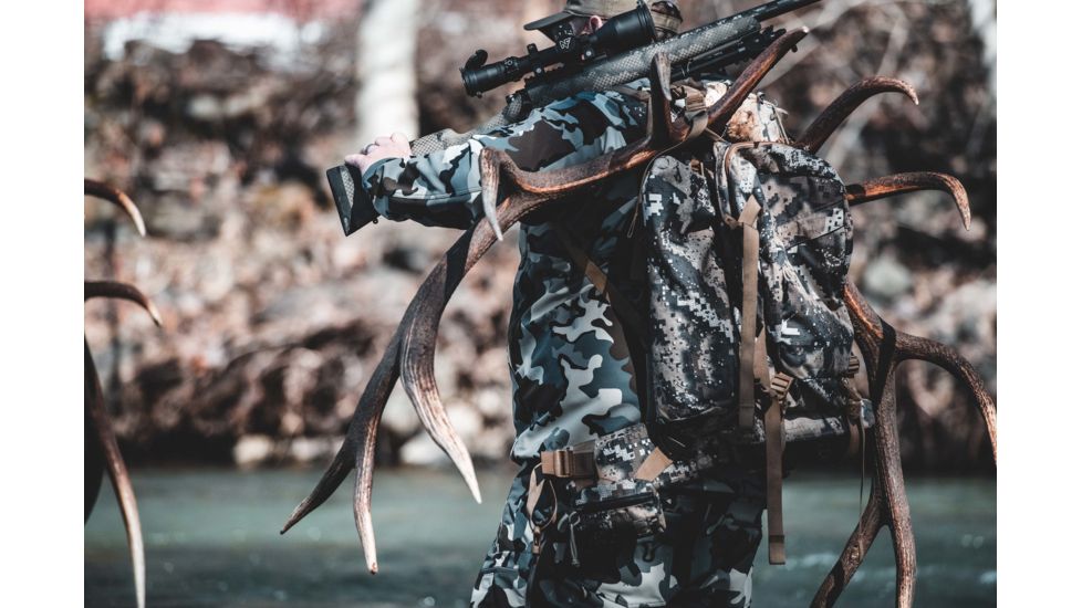 NightForce NX8 Rifle Scope, 2.5-20x50mm, First Focal Plane, .250 MOA, MOAR Reticle, Black, C622