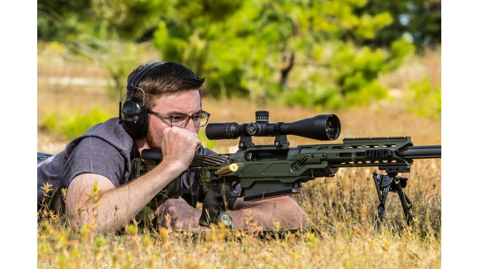 NightForce NXS 5.5-22x56 w/ NP-2DD and .10 Mil-Radian ZS - Hi-Speed