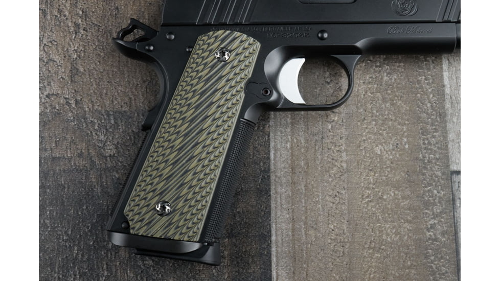 Nighthawk Custom Mil-Tac Black and Green Spiral Grips, Gov., No Logo, G138