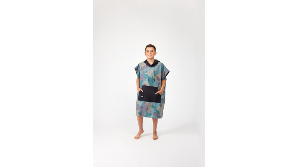 Nomadix Changing Poncho, Camo Green, Meduim/Large, CP-CAMO-101