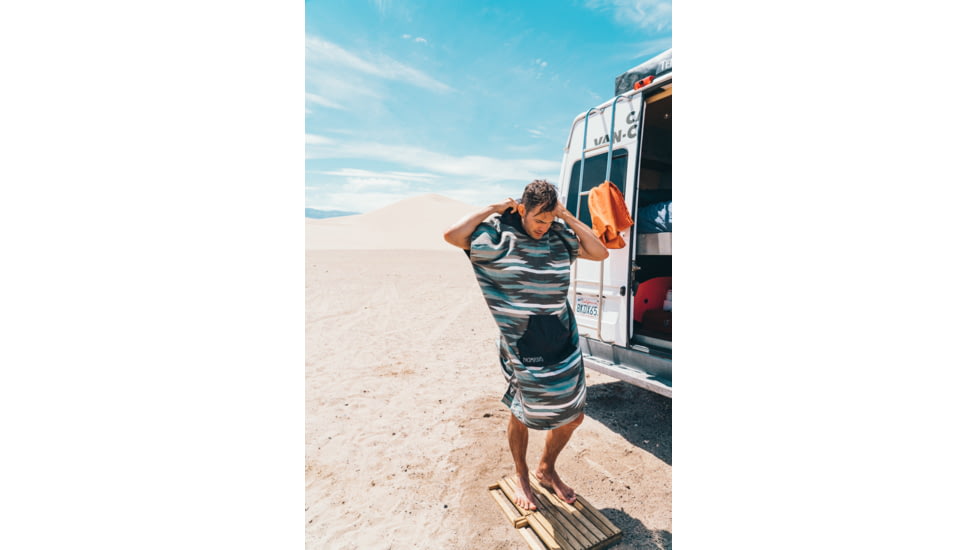 Nomadix Changing Poncho, Jackson Green, Meduim/Large, CP-UNTA-108